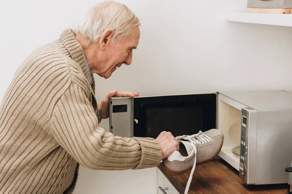 Delaying Dementia